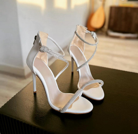 Sandale albe cu toc pentru mireasa nunta ocazie speciala elegante shoesboutique