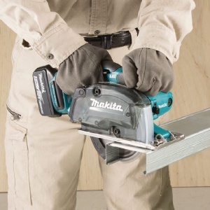 Akumulatorska testera za metal Makita DCS552Z - Img 2