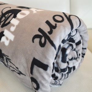 Ćebe Soft NY 200x200 sivo 555-1 4611