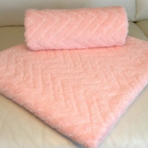 Peškir Zig zag puder 70x130cm 9019