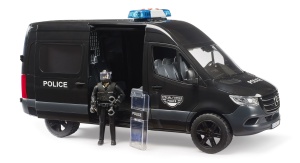 Policijski MB Sprinter sa figurom special Bruder
