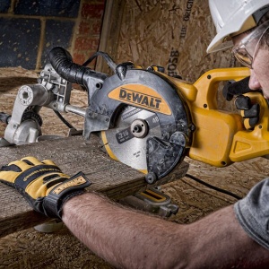 Potezna testera 1300W DeWalt DWS773 - Img 2