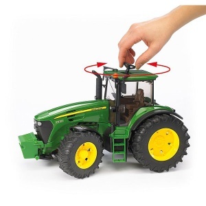 Traktor John Deere sa utovarivačem Bruder 030513 - Img 3