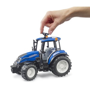 Traktor New Holland T5 24,2x12,5x15cm Bruder 021849 - Img 3