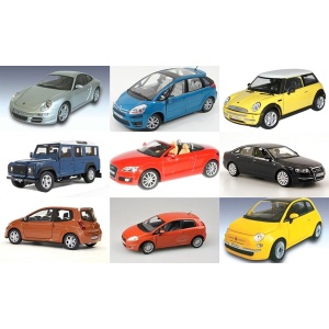 Autic CARARAMA 1:24 06013
