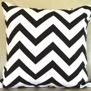 Jastučnica Zig zag crna 40x40 2030-2