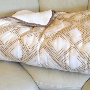 Jorgan Beige 200x200cm 651