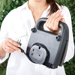 Sendvič toster 750W Black and Decker BXSA751E - Img 3
