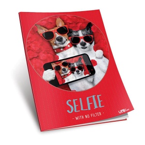 Sveska Animals Selfie Crvena A5 format Meki povez UNI Line