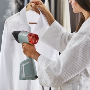TEFAL APARAT ZA VERTIKALNO PEGLANJE DT9814