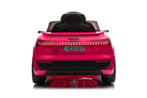Audi SQ8 Roze Premium Oprema - Img 4