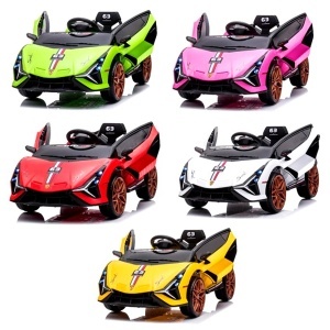 Automobil na akumulator 024976