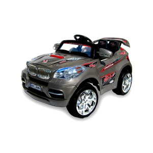 Automobil na akumulator 204