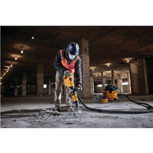 Električni pneumatski čekić za štemovanje DeWalt D25832K - Img 3