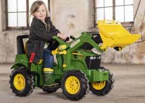 Traktor sa utovarivačem i gumenim točkovima Rolly Toys Farmtrac John Deere 7930 CO710126 - Img 4