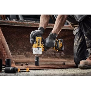 Akumulatorski udarni odvijač 18V 1/2 Solo DeWalt DCF961NT - Img 2