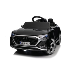 Automobili na akumulator Audi SQ8 Crni PT-00115