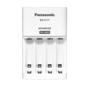 Punjač Ni-MH akumulatora + 4 AA 1900 mAh Panasonic 16041 - Img 2