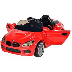 Automobil na akumulator 215