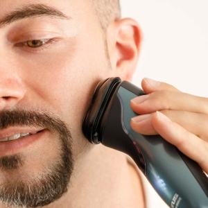 Bežični brijač Taurus SHA2311 903542000 rotirajući vodootporan - Img 3
