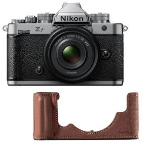 Fotoaparat Nikon Z f kit (SL) w/40mm SE sa promo kožnim kućištem