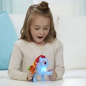 Moj Mali Poni Rainbow Dash svetleći My Little Pony Hasbro 388394 - Img 4