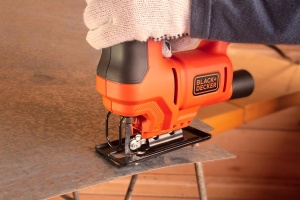 Ubodna testera Black+Decker BES603 400W 3000rpm - Img 3