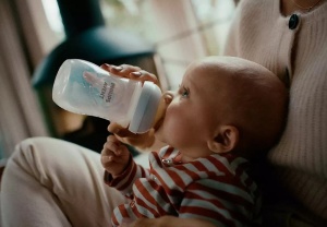 Flašica 260ml Antikolik Avent Natural Response SCY673/01 - Img 3
