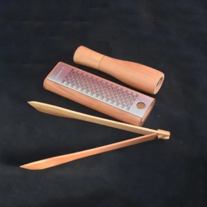 Rende za sir mlin za biber i sklopiva štipaljka Wood Holz set 5wh
