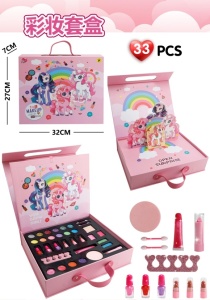 Set sa šminkom u koferu jednoroga