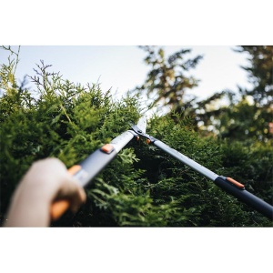 Teleskopske makaze za živice 1013565 675-925mm Fiskars 040947 - Img 2