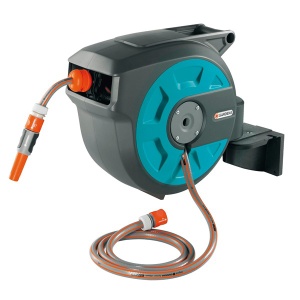 Zidni nosač sa 15m creva Roll Up Automatic Gardena GA 08022-20