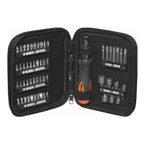 Garnitura odvijača i biteva 56 delova u torbici Black+Decker A7104