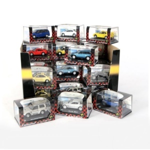 Metalni auto modern CARARAMA 27492
