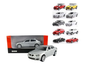 Metalni model automobila Rastar 1:43