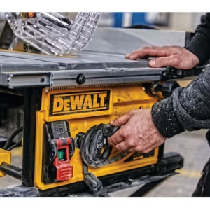 Stona kružna testera 2000W 250mm DeWalt DWE7492 - Img 3