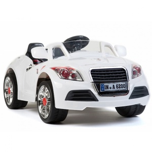 Automobil na akumulator 206