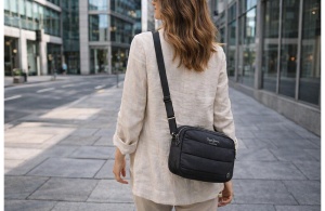 Ženska torba na rame Aura crna Pepe Jeans 72.154.41 - Img 11