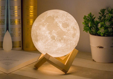 Lampa 3D Luna Multicolora