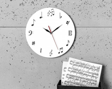 Ceas de perete cu note muzicale