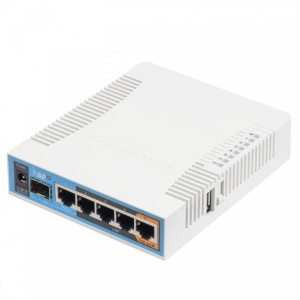 Mikrotik HAP AC office wireless device, RB962UIGS-5HACT2HNT; Dualconcurrent triple chain 2.4/5GHz AP, 802.11ac/a/n/b/g, Five Gigabit Ethernet ports, PoE-out on port 5, SFP, USB for 3G/4G support orstorage; 720MHZ, 128MB, 5XGE, 1XSFP, 5GHZ, 2,4GHZ, L4;