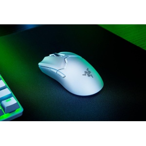 Mouse Razer Viper V2 Pro, Razer HyperSpeed Wireless, cu fir Speedflex Cable, viata baterie pana la 80h, White