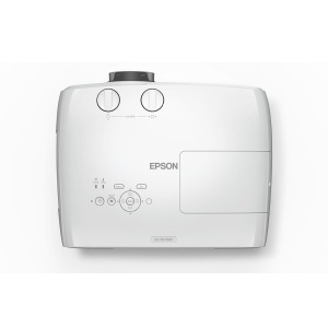 Proiector Epson EH-TW7000, 3LCD 3D active, 3000 lumeni, 4K PRO-UHD, 16:9, 4K enhancement, 40.000 : 1, lampa 3500 ore/ 5000 ore Eco mode, zoom 1.62x, dimensiune maxima imagine 500", distanta maxima de proiectie 23.8 m, USB 2.0 Type A (2x), USB 2.0 Type