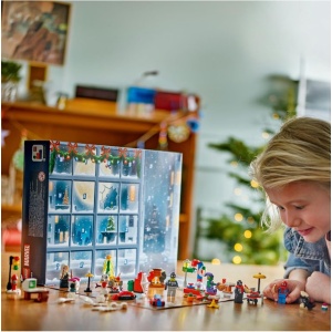 LEGO® Marvel - Calendar de advent Omul Paianjen 76293, 246 piese - Img 4