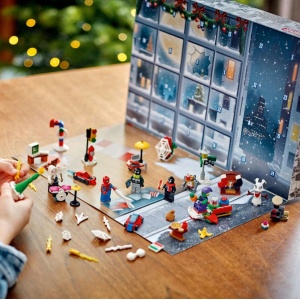 LEGO® Marvel - Calendar de advent Omul Paianjen 76293, 246 piese - Img 5