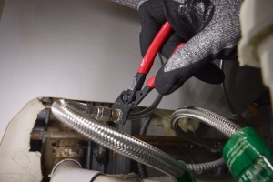 Cleste reglabil tip patent cu falci netede pentru fitinguri si suprafete cromate, Milwaukee