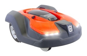 Jucarie robot de tuns gazon Automower 450X cu telecomanda 2.4 GHz, Husqvarna, cod 546277401