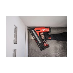 Pistol inclinat pentru cuie M18 FN15GA-0X, capacitate magazie 110, unghi inclinare 34°, Milwaukee, cod 4933478091 - Img 4