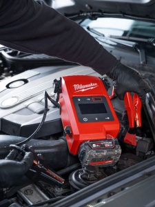 Redresor auto M18 JS2000-0, curent de varf 2000 A, compatibil motoare benzina 8.1 l si diesel 3.0 l, Milwaukee, cod 4933498026 - Img 30