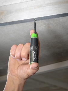 Marker Pica spray pentru gauri adanci, marcaj fluorescent verde, adancime max 25 cm, Pica, cod PICA2020